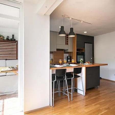 Apartment The Base - Bright 2br, Near Old Town, Walk To Dubrovnik