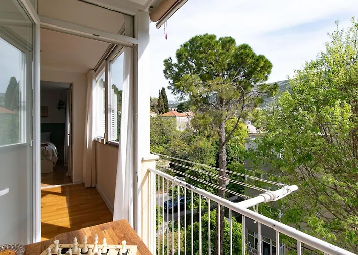 The Base - Bright 2br, Near Old Town, Walk To Lägenhet Dubrovnik