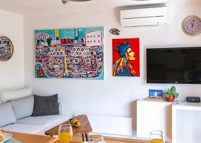 The Base - Bright 2br, Near Old Town, Walk To 두브로브니크
