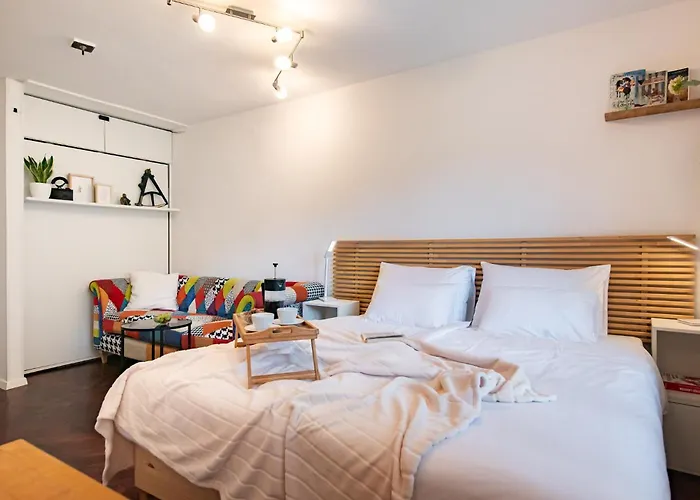 The Base - Bright 2br, Near Old Town, Walk To Dubrovnik