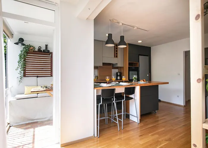 Appartement The Base - Bright 2br, Near Old Town, Walk To Dubrovnik
