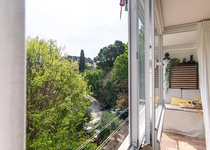 The Base - Bright 2br, Near Old Town, Walk To Ragusa